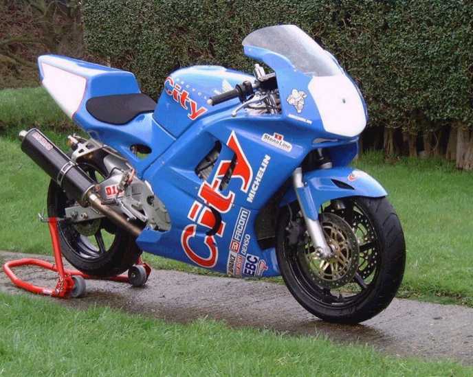 Honda CBR600FW